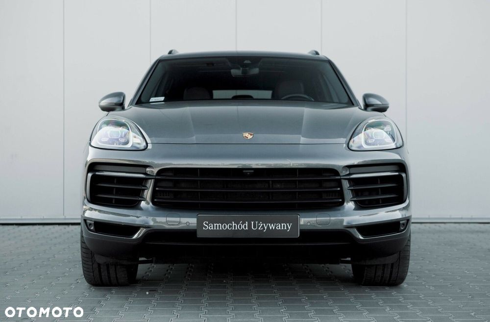 Porsche Cayenne - 3
