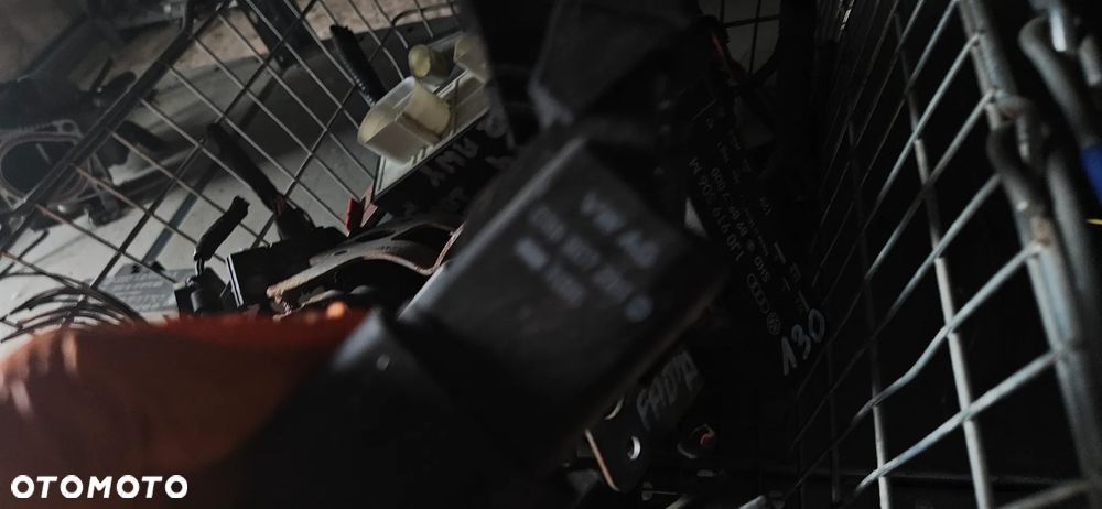 SPRZEDAŻ HURTOWA HURT Przepustnica Przepływomierz Przekaźnik świec żarowych VW Golf V Passat B6 Audi A6 C6 Audi A8 D3 Q7 4L BMW 5 E60 Fabia II Ibiza 6J - 17