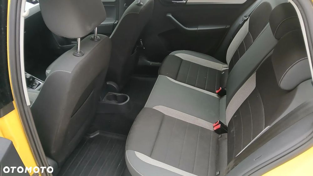 Skoda RAPID 1.6 TDI DPF Ambition - 7