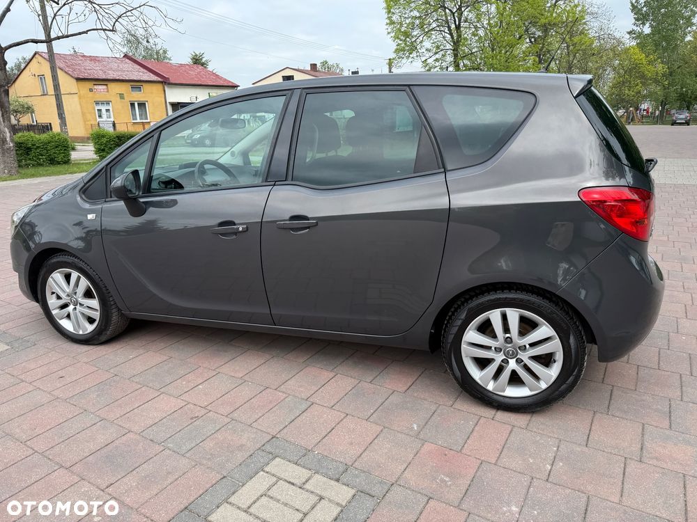 Opel Meriva 1.4 T Cosmo - 25