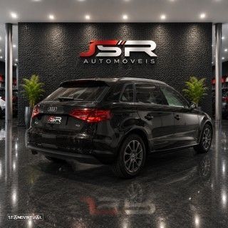 Audi A3 Sportback 1.6 TDI Attraction - 6
