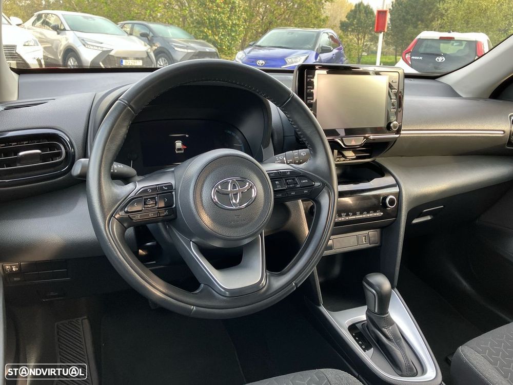 Toyota Yaris Cross 1.5 HDF Comfort Plus - 9