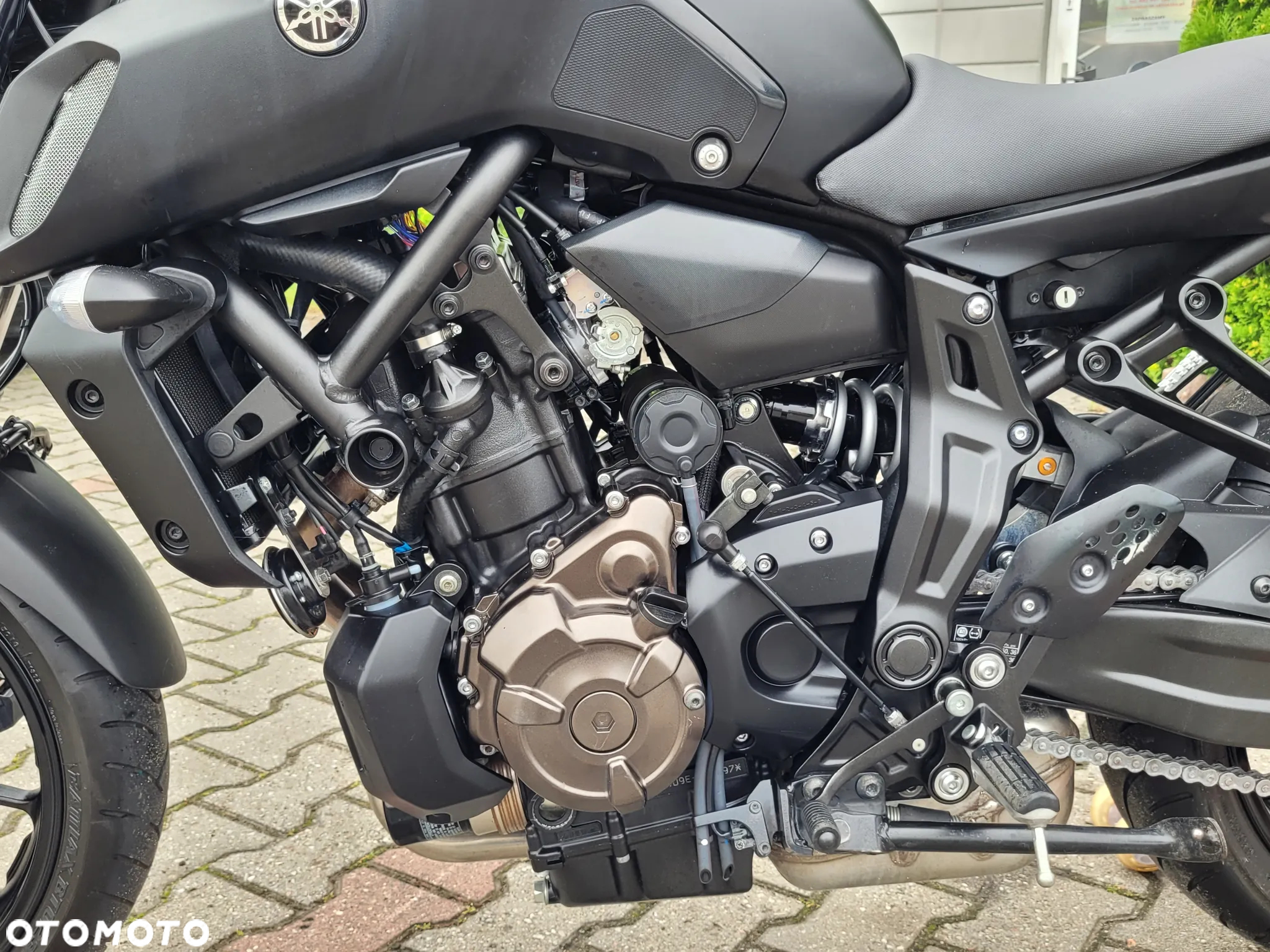 Yamaha MT - 12