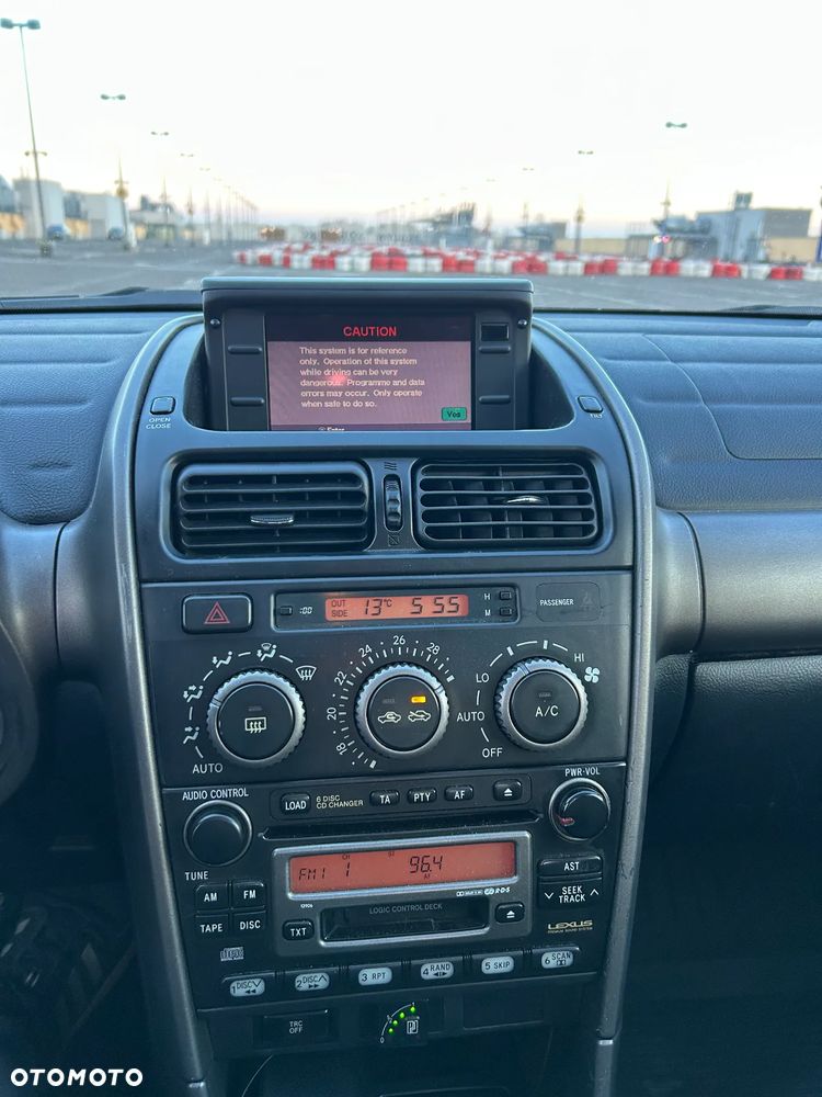 Lexus IS 200 Classic - 35