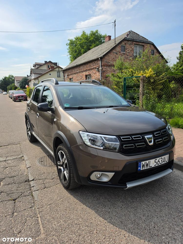 Dacia Sandero 0.9 TCe SL Celebration S&S EU6 - 3