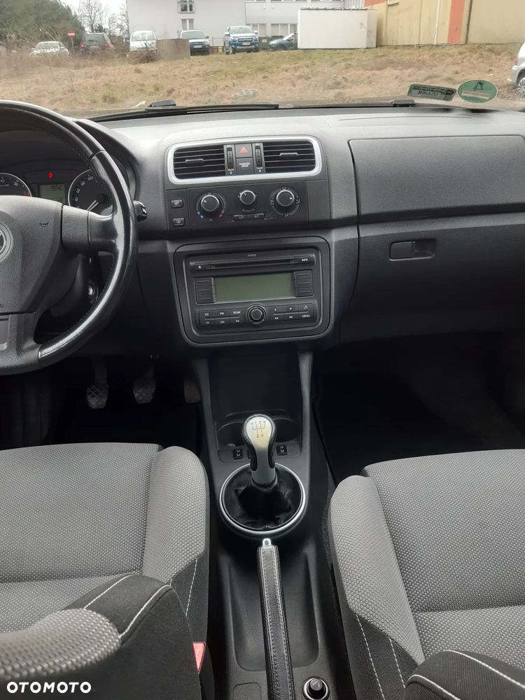 Skoda Fabia 1.6 16V Sport - 10