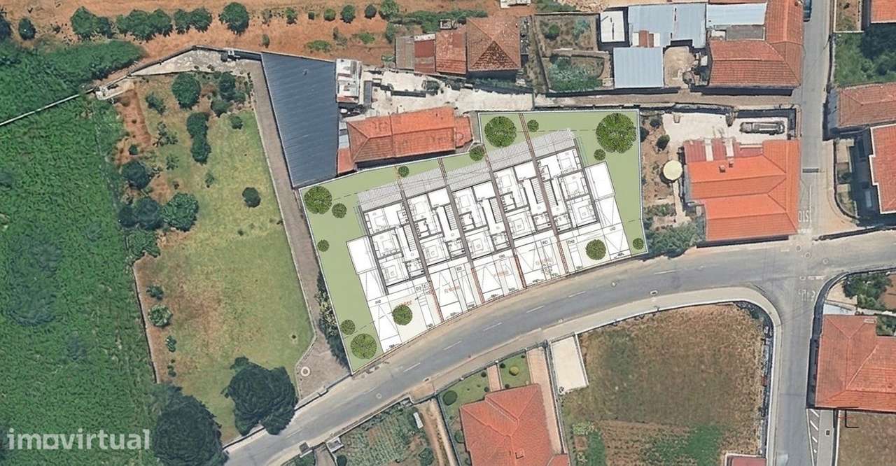 Terreno para 5 Moradias de Design Contemporâneo | Excelente Exposição - Grande imagem: 2/4