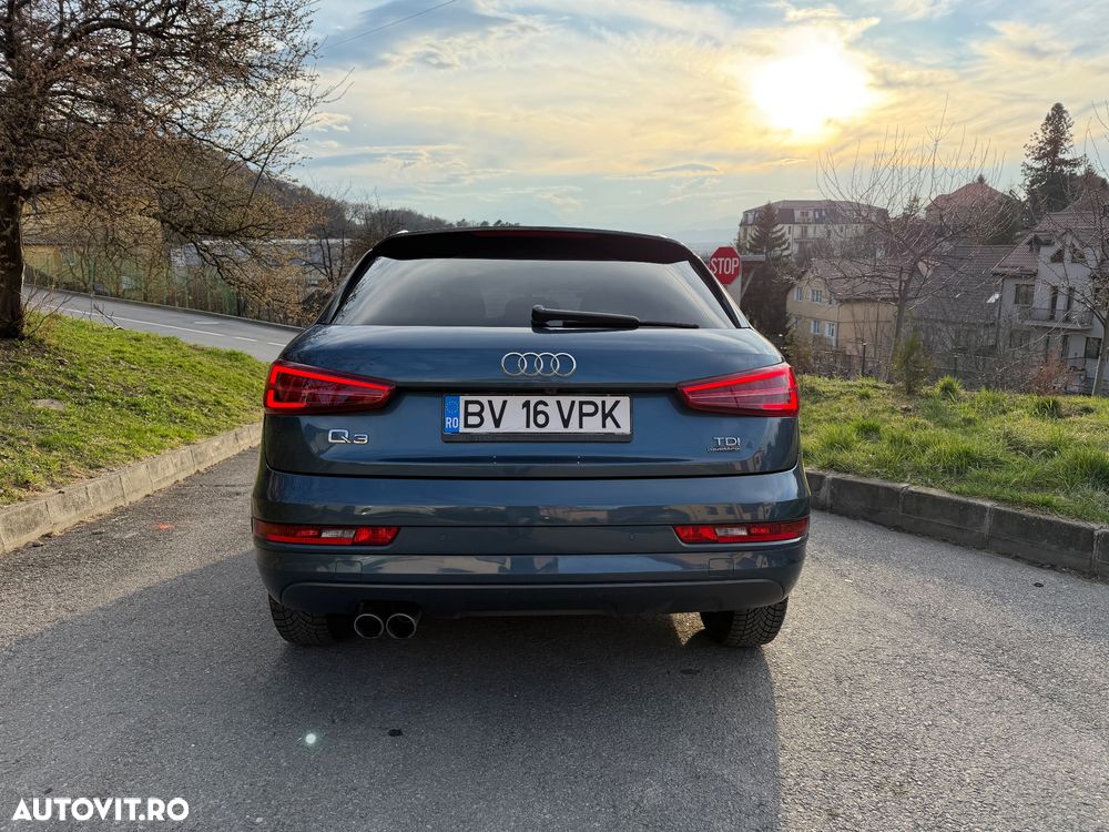 Audi Q3 2.0 35 TDI S tronic - 4