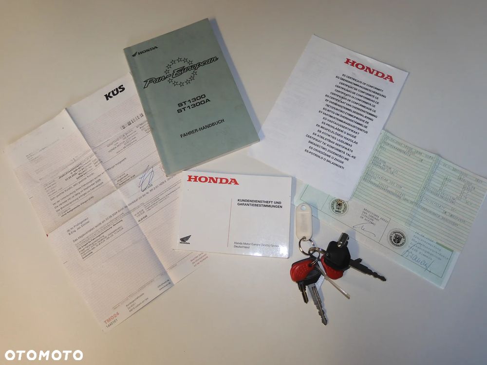 Honda ST - 40