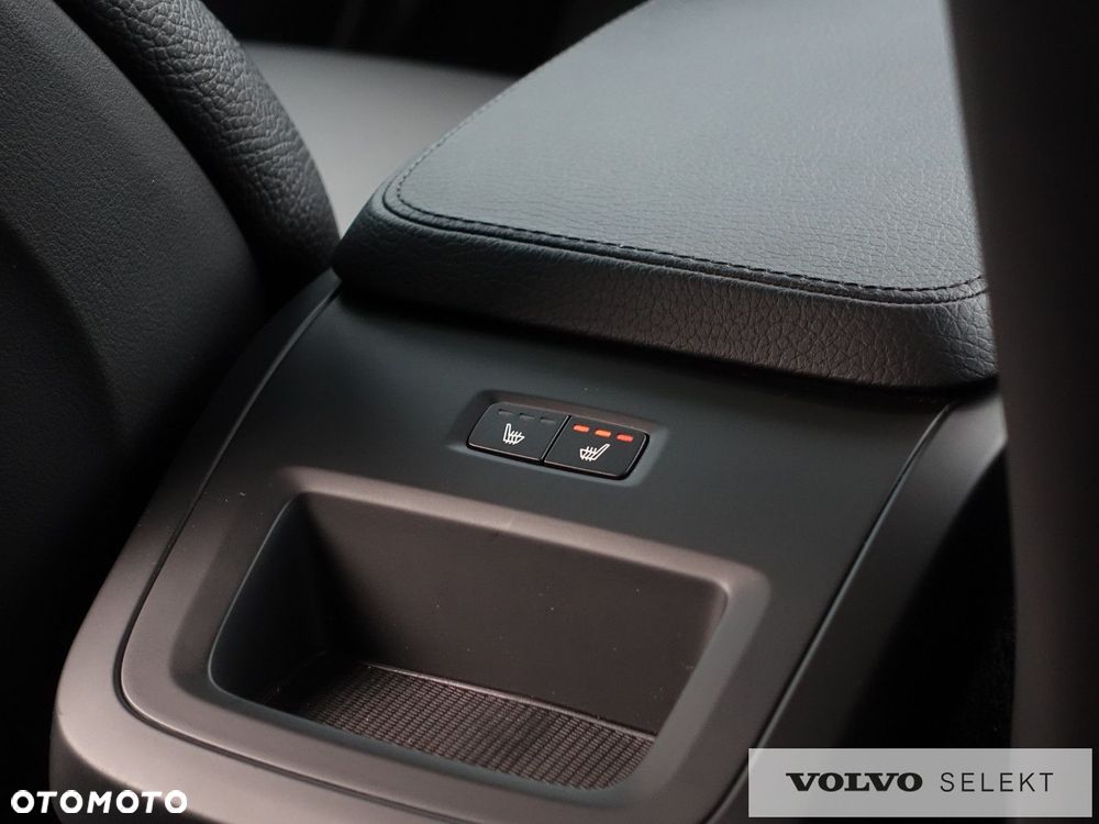 Volvo V90 Cross Country - 21