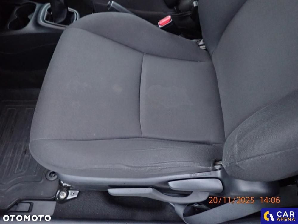 Toyota Yaris 1.5 Active - 23