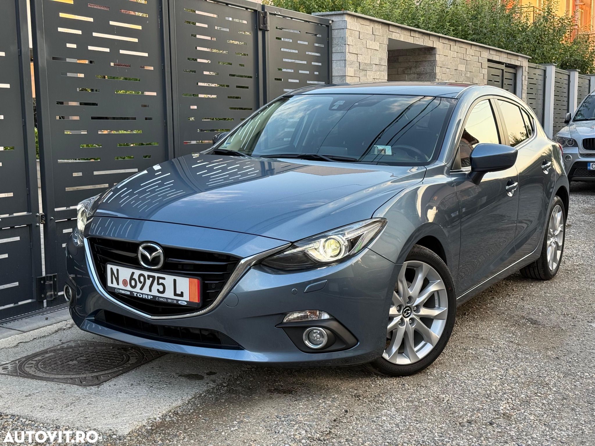 Mazda 3 SKYACTIV-G 120 Exclusive-Line - 1