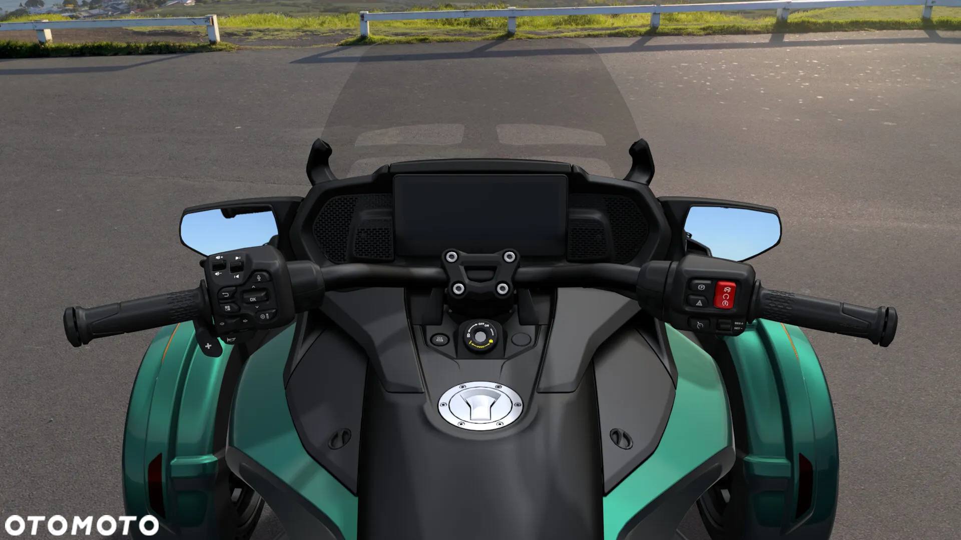 Can-Am Spyder - 10