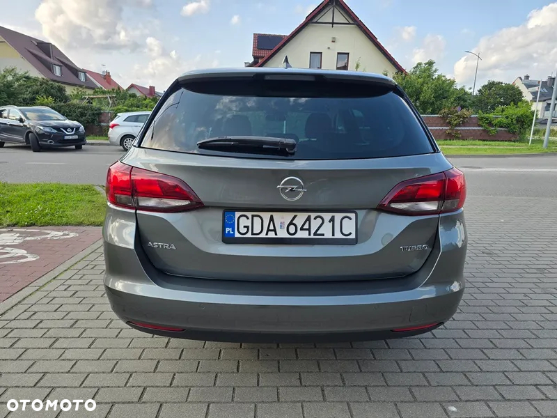 Opel Astra - 4