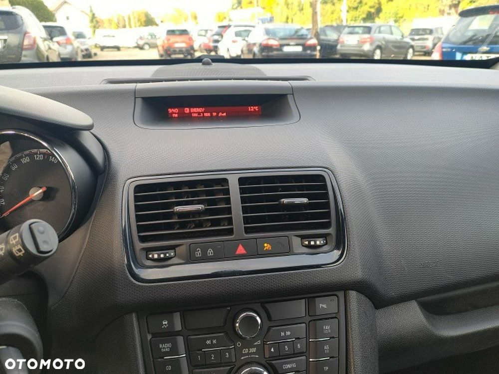 Opel Meriva - 28