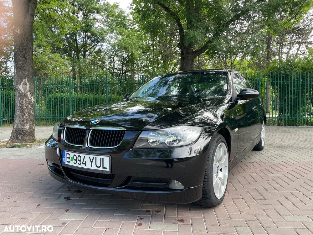 BMW Seria 3 318i - 1