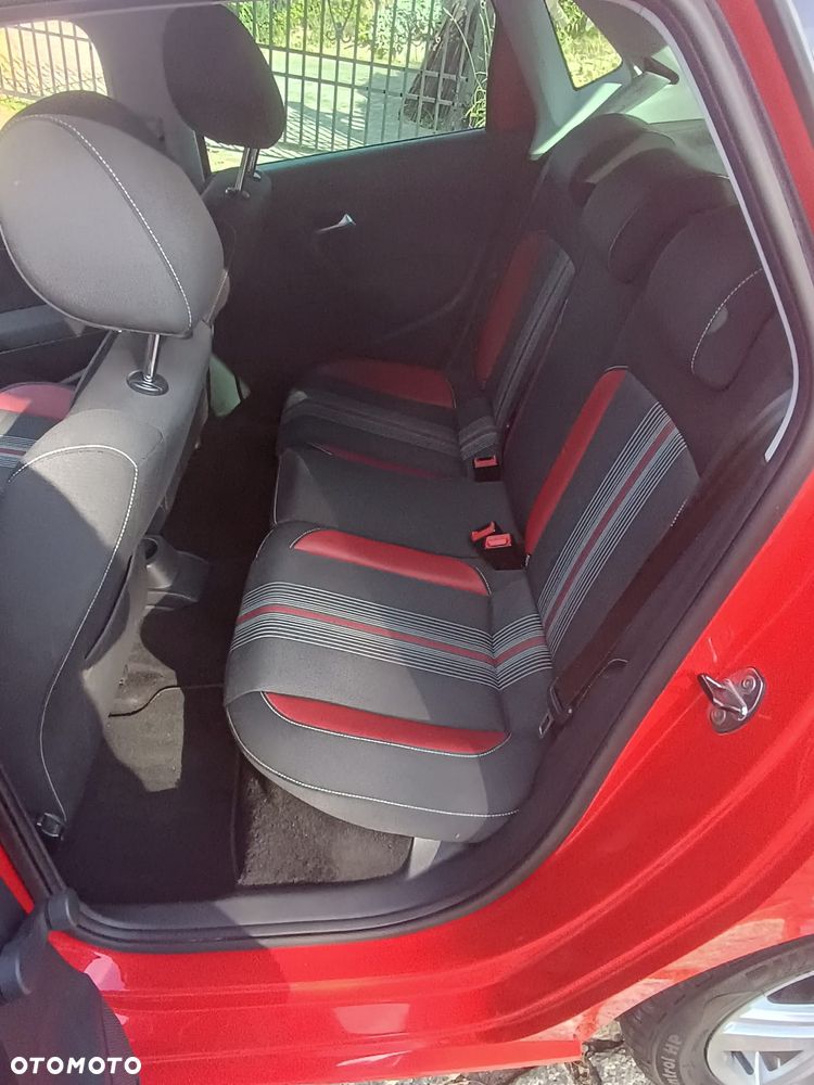 Volkswagen Polo - 16