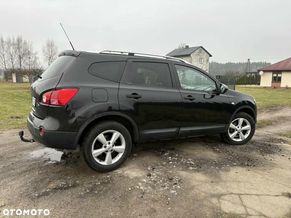 Nissan Qashqai+2 2.0 visia - 3