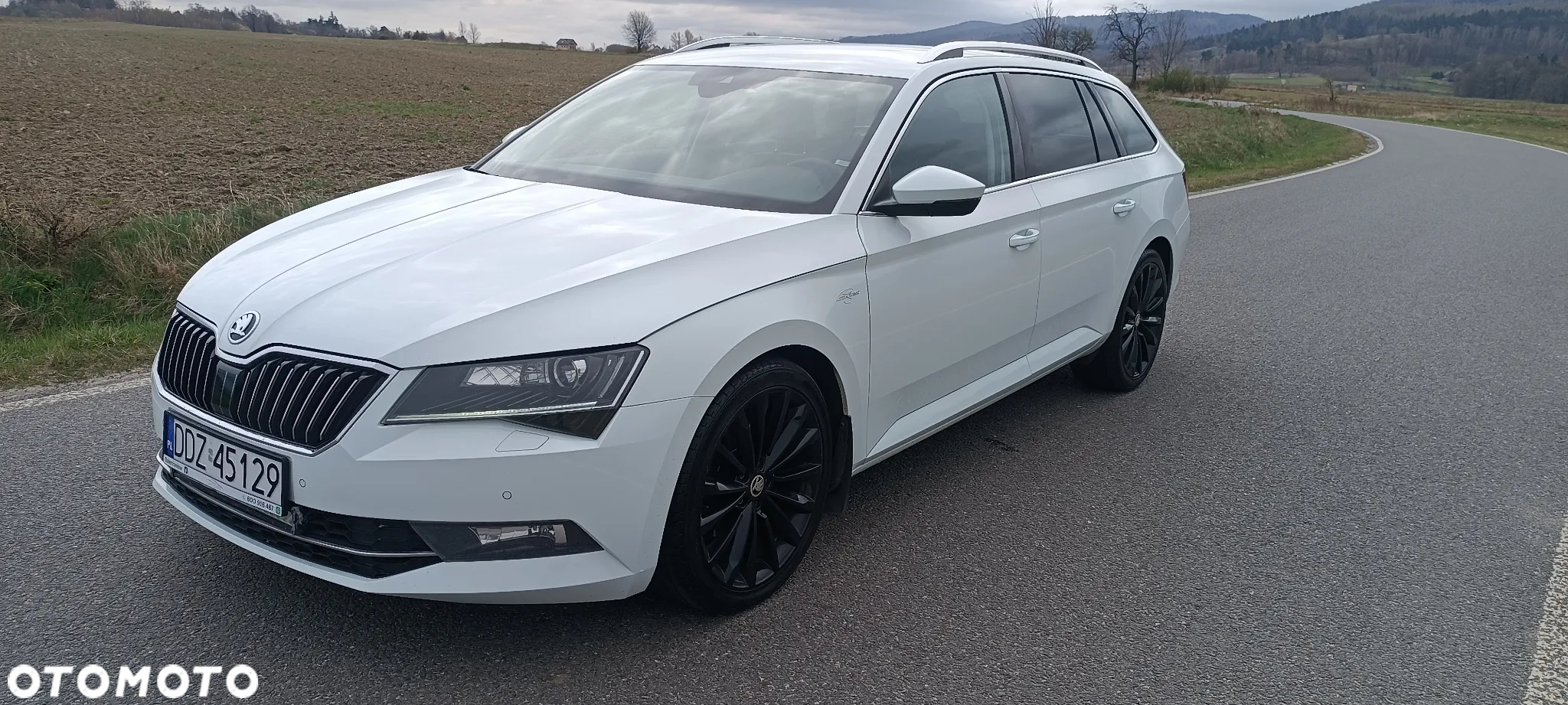 Skoda Superb Combi 2.0 TDI 4x4 DSG L&K - 4