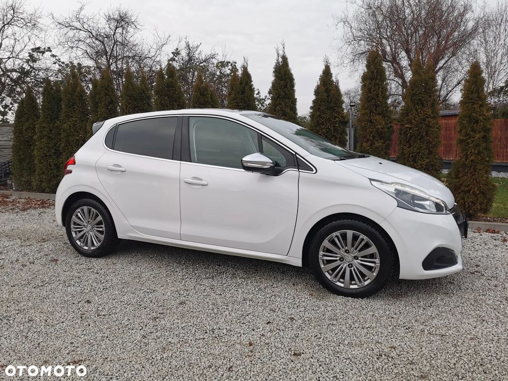 Peugeot 208 Blue-HDi 100 Stop&Start Style - 7