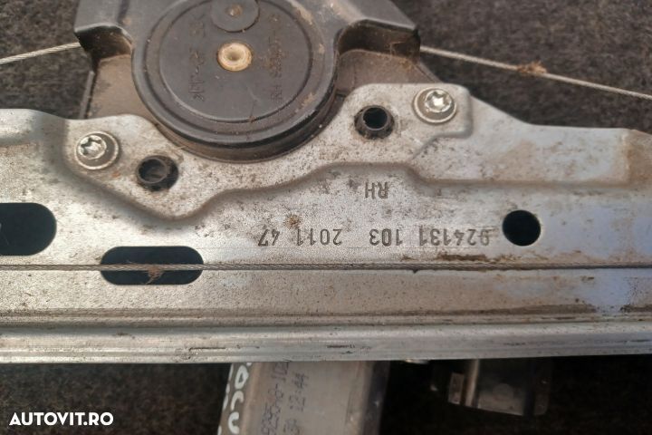 Macara geam spate dreapta electrica 924131103 929548102 BM51A27000BA - 3