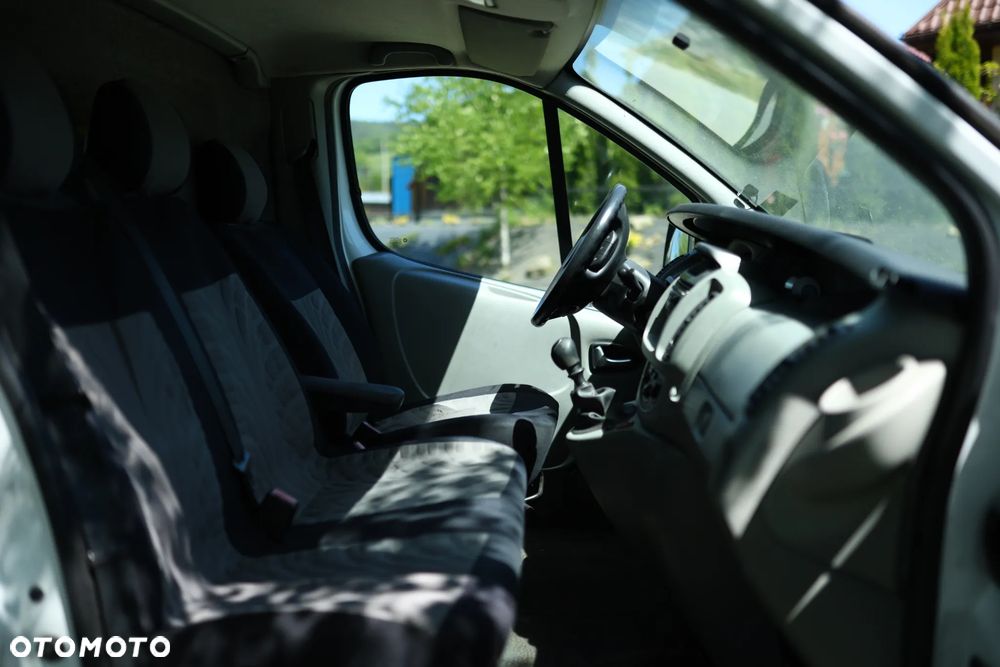 Opel Vivaro - 6