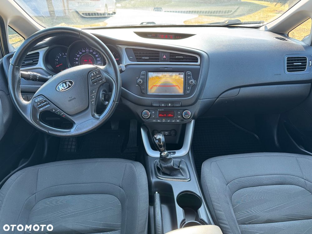 Kia Ceed 1.6 CRDi M - 12