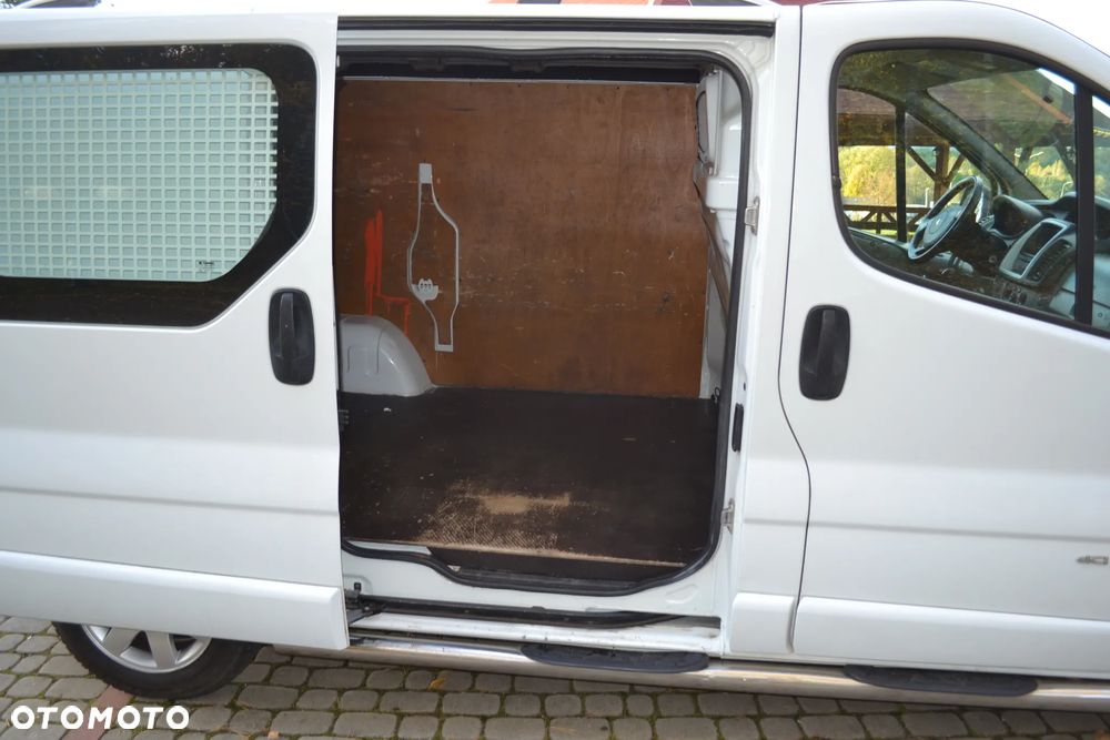 Renault trafic - 8