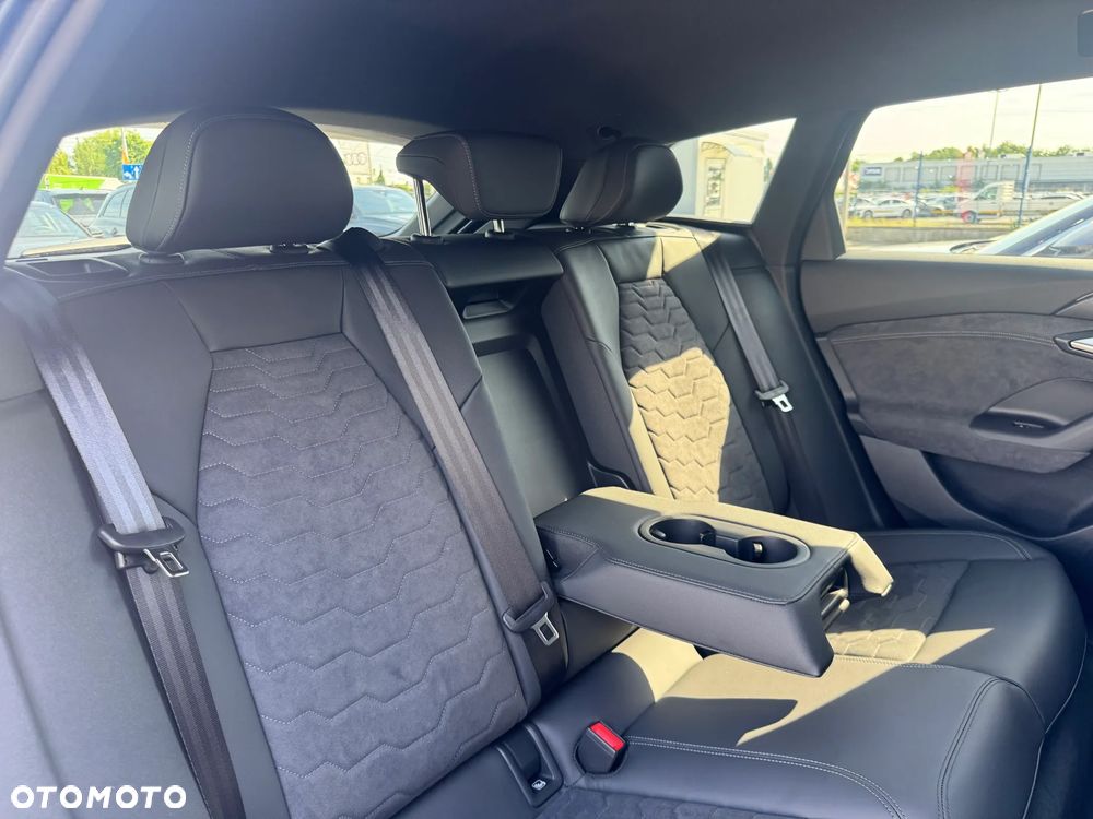Audi A6 Avant e-tron 83kWh - 36