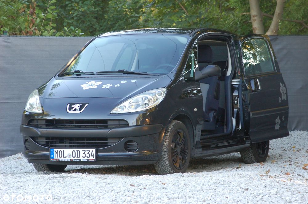 Peugeot 1007
