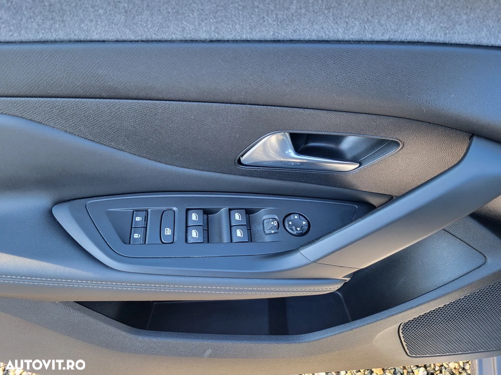 Peugeot 308 1.5L BlueHDI BVM6 Allure - 15