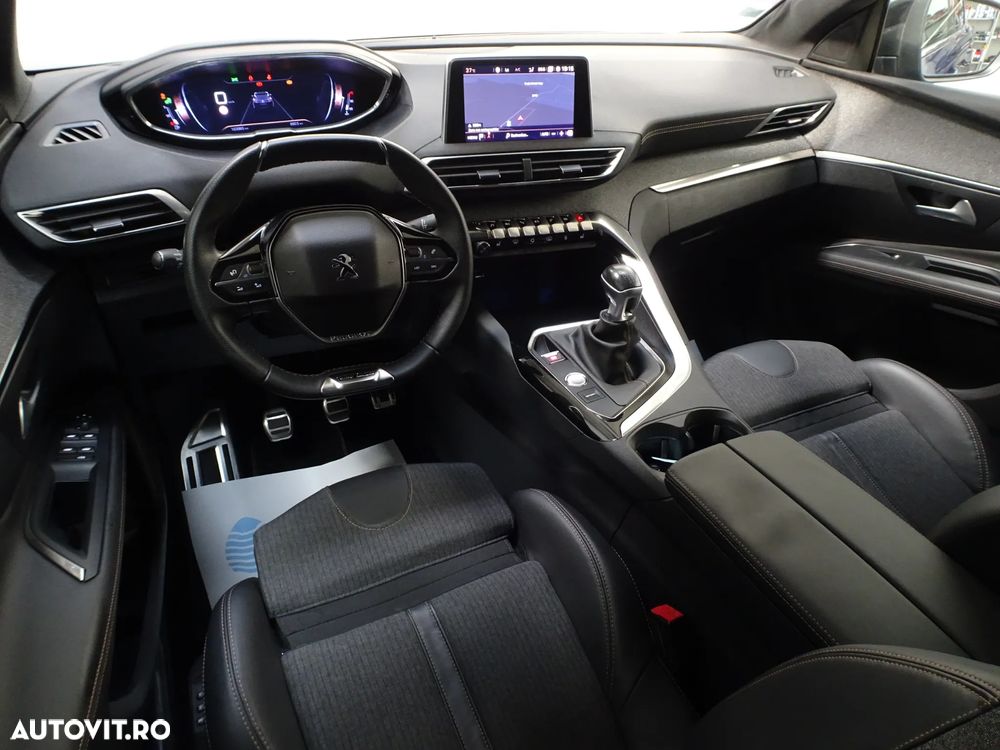 Peugeot 3008 1.2 PureTech Turbo S&S GT-Line - 6