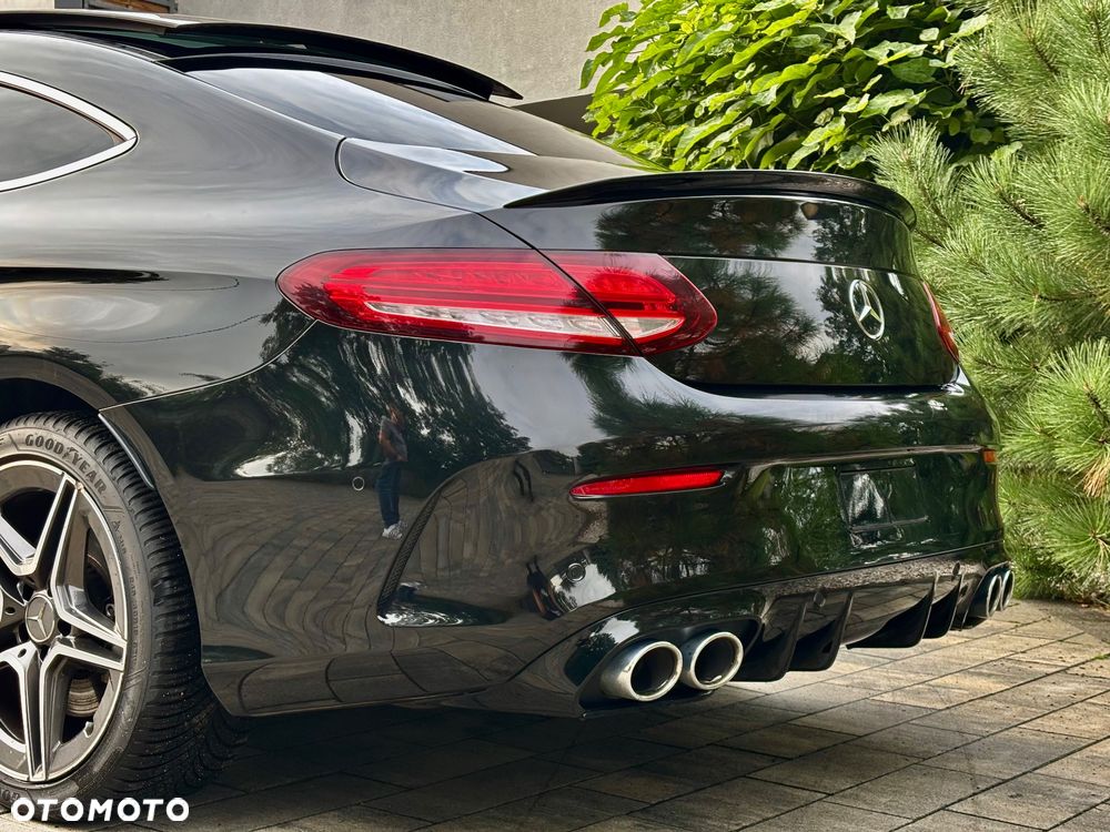 Mercedes-Benz Klasa C AMG 43 Coupe 4Matic AMG Speedshift TCT 9G - 14