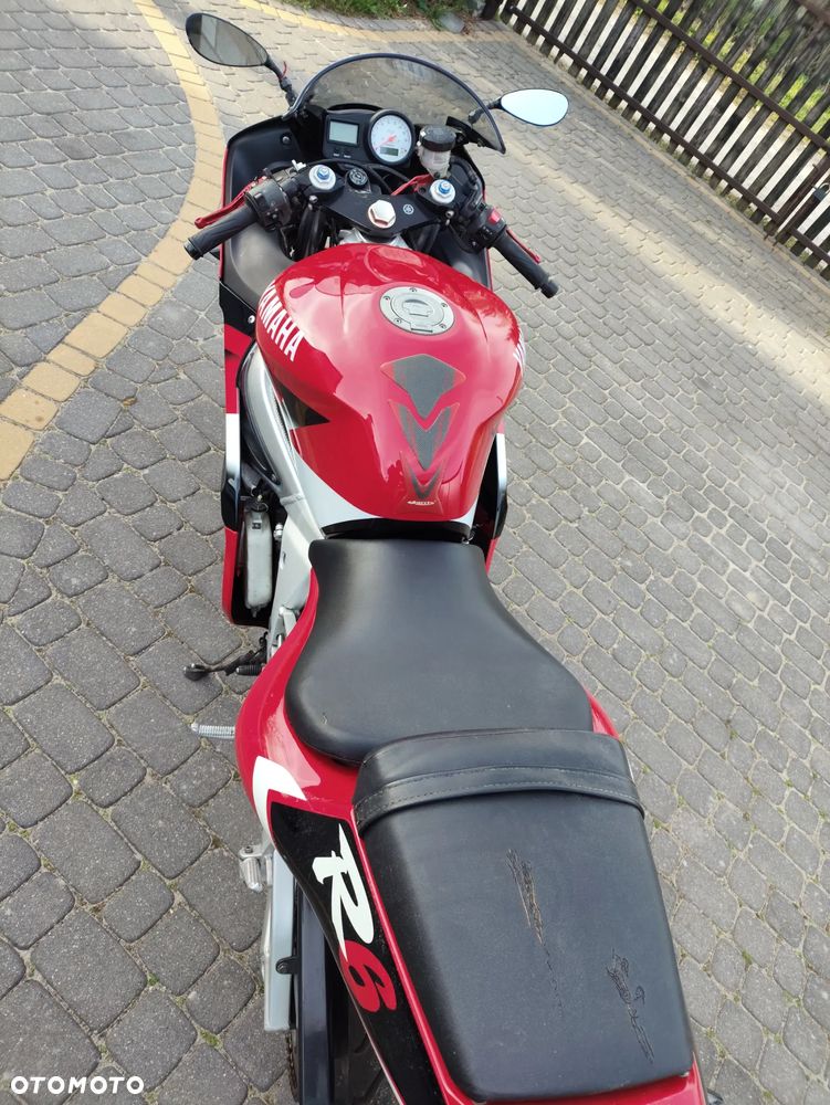 Yamaha R6 - 5