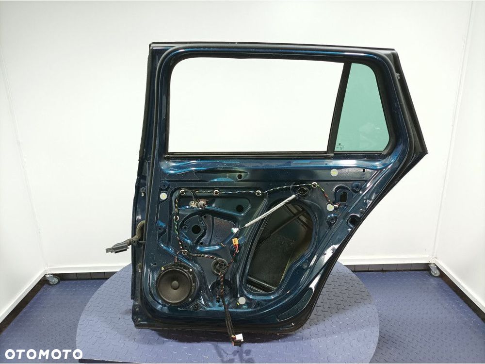 SKODA SUPERB III KOMBI 15- DRZWI TYŁ TYLNE PRAWE LW5Q - 11