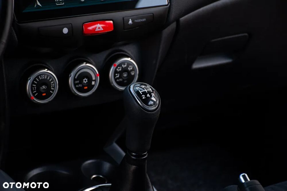 Mitsubishi ASX 1.6 Invite Navi - 33