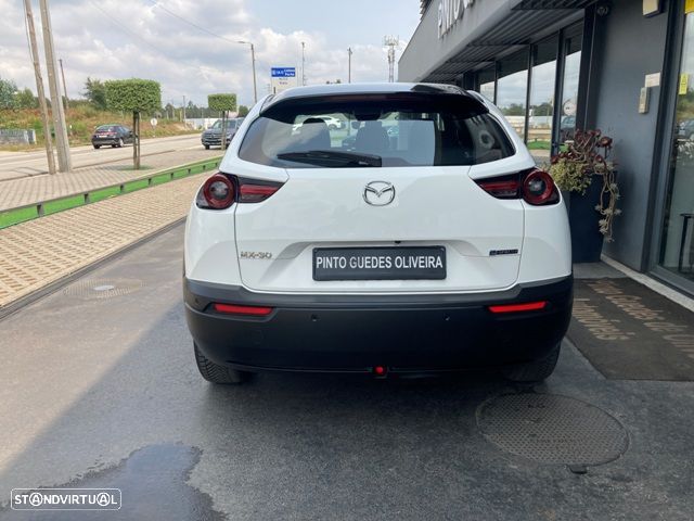 Mazda MX-30 e-SKYACTIV - 8