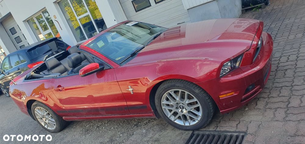 Ford Mustang 3.7 V6 Premium - 11