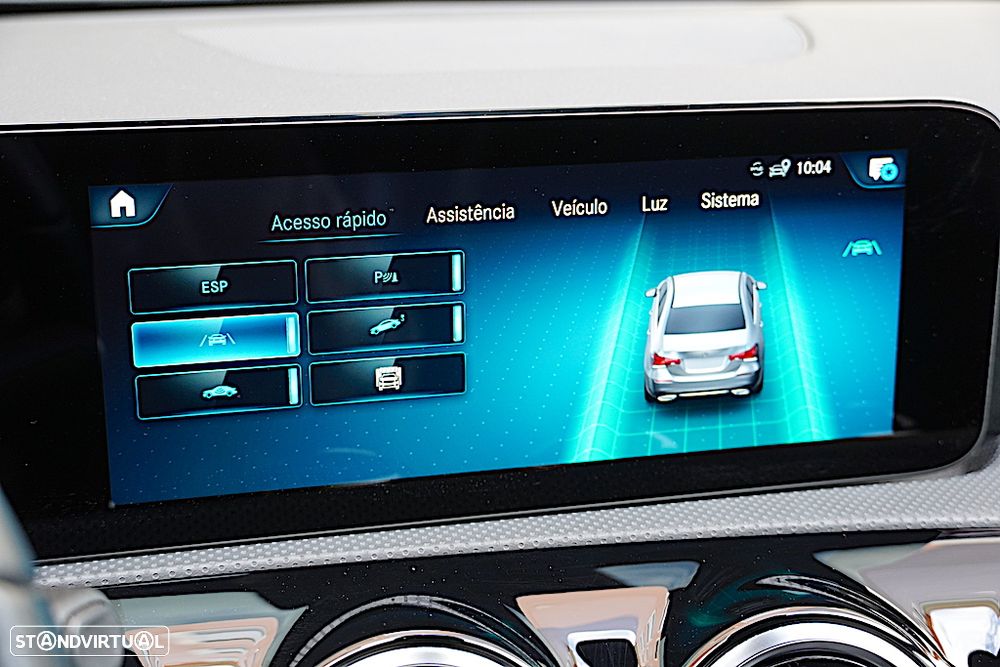 Mercedes-Benz A 250 Limousine e AMG Line - 41