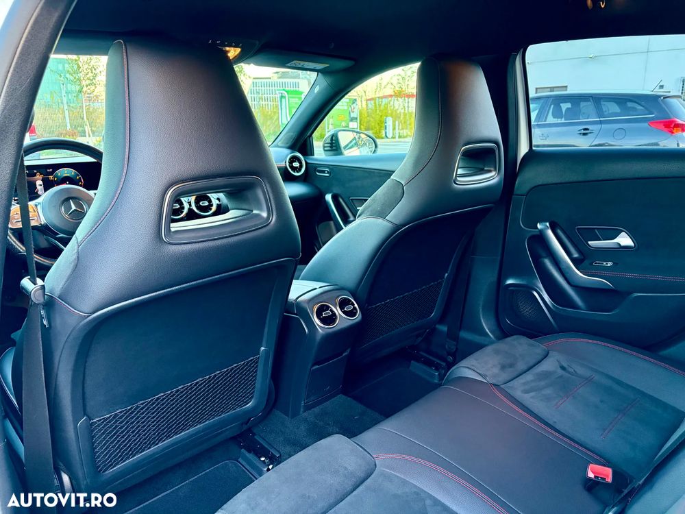 Mercedes-Benz A 200 7G-DCT Edition AMG Line - 24