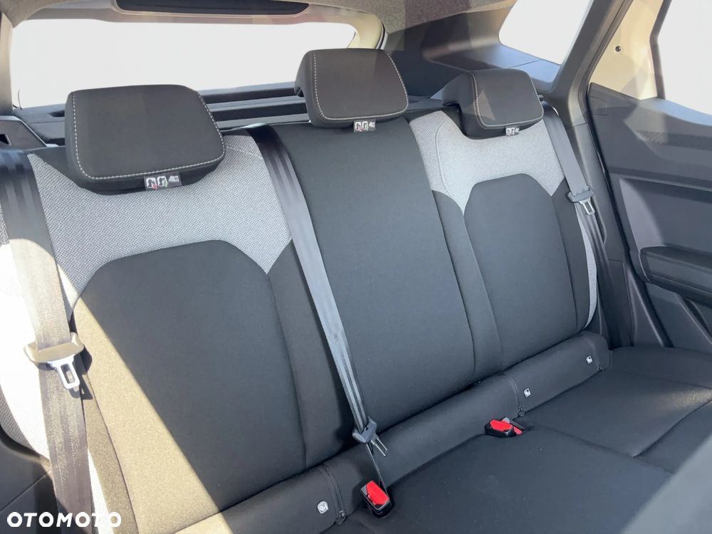 Dacia Duster 1.8 Full Hybrid 155 Journey MMT - 17