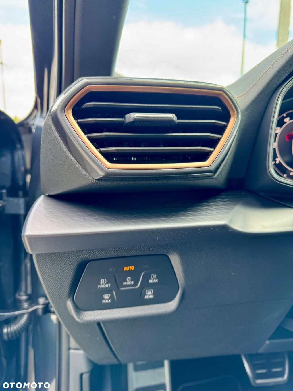 Cupra Formentor - 11