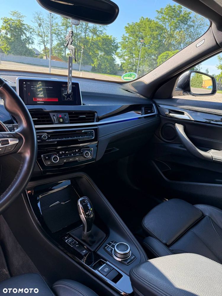 BMW X2 M35i Edition GoldPlay - 9