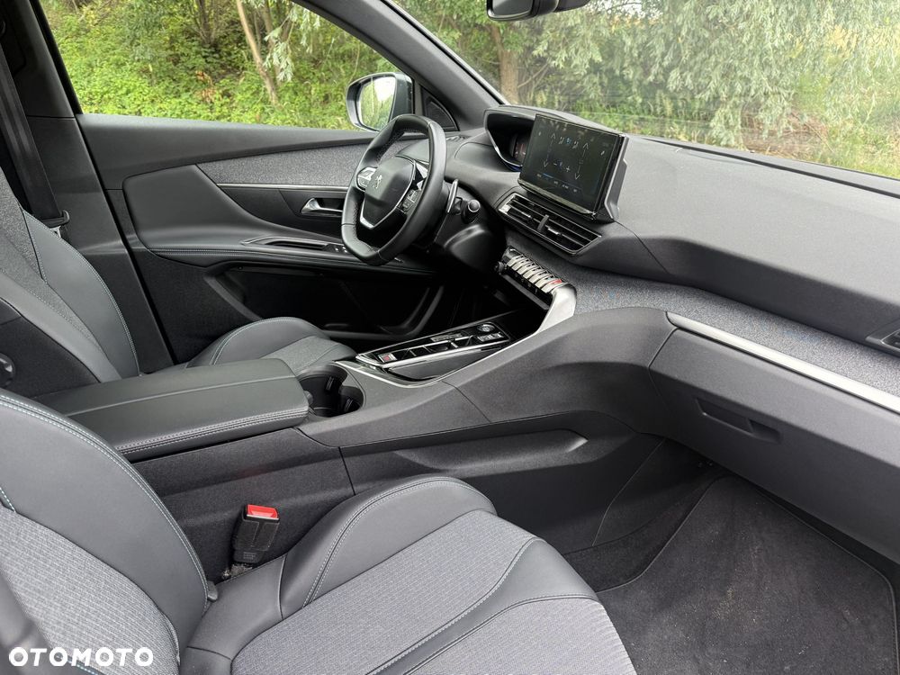 Peugeot 3008 1.2 PureTech Allure Pack S&S EAT8 - 9