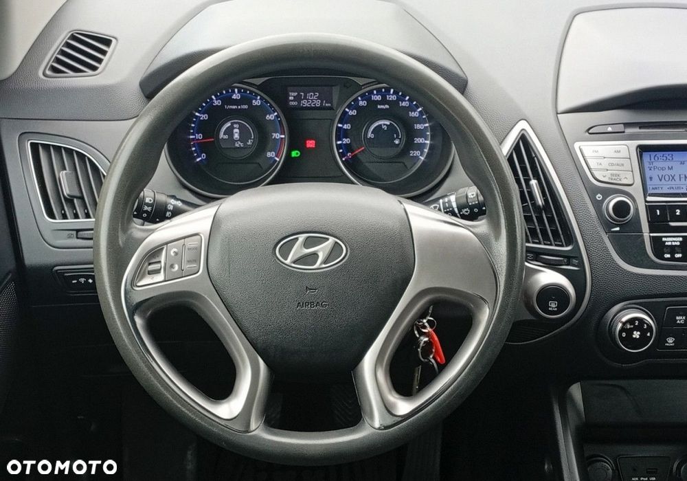 Hyundai ix35 - 23
