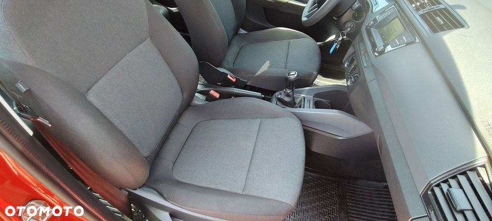 Skoda Fabia 1.0 Style Color - 12