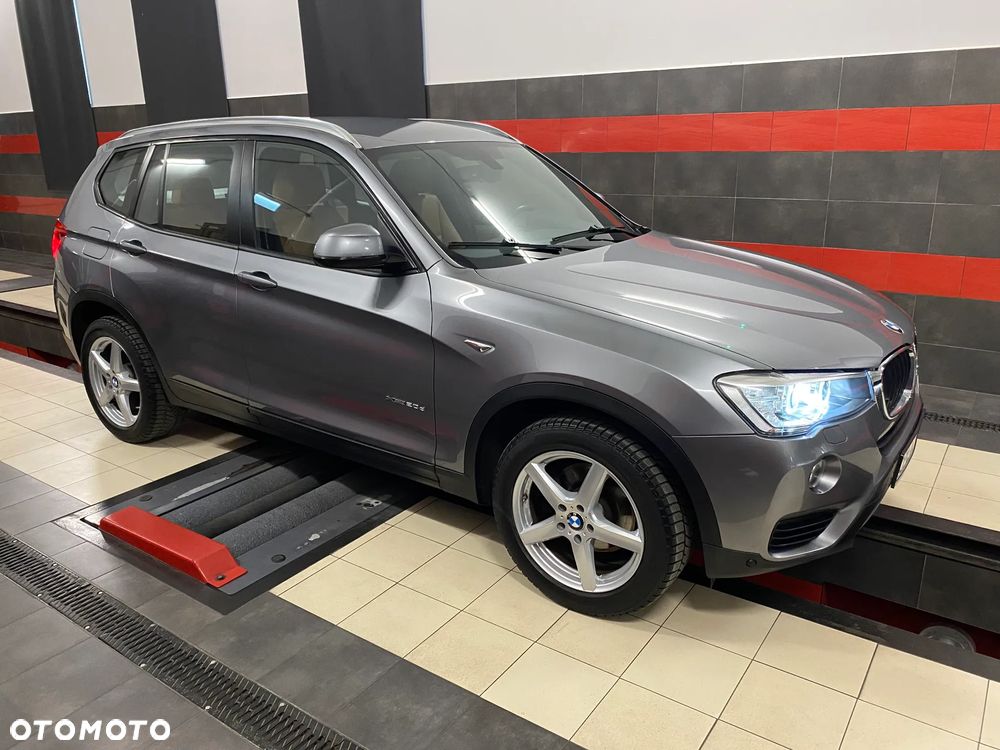 BMW X3 xDrive20d Advantage - 12