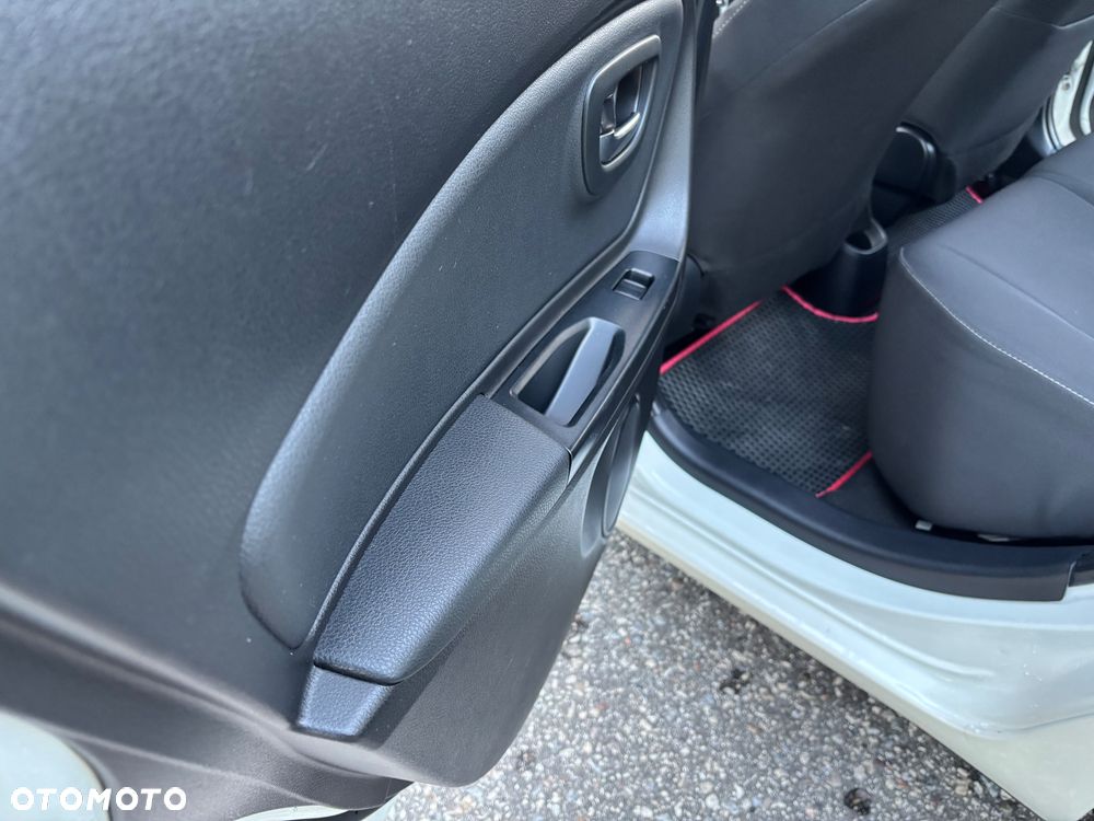 Toyota Yaris 1.5 Selection - 21