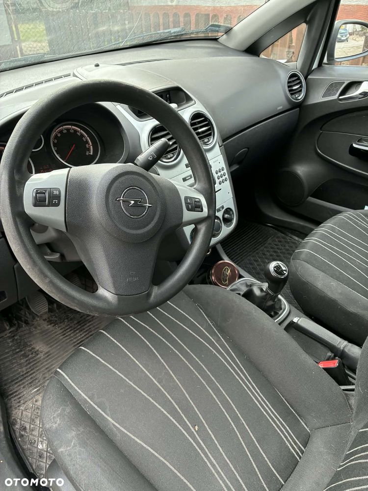 Opel Corsa 1.0 12V Essentia - 6