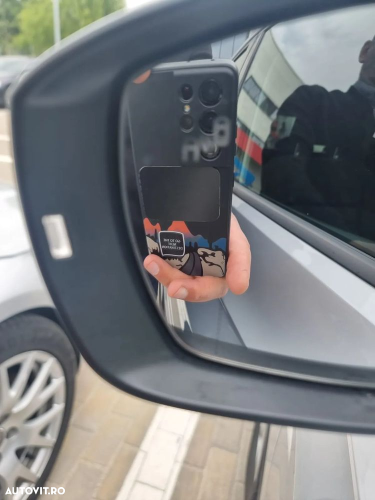Volkswagen T-Cross - 12
